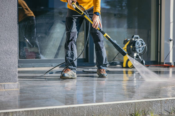 Why Choose Our Certified Pressure Washing Experts for Your Project Needs in Daingerfield, TX?